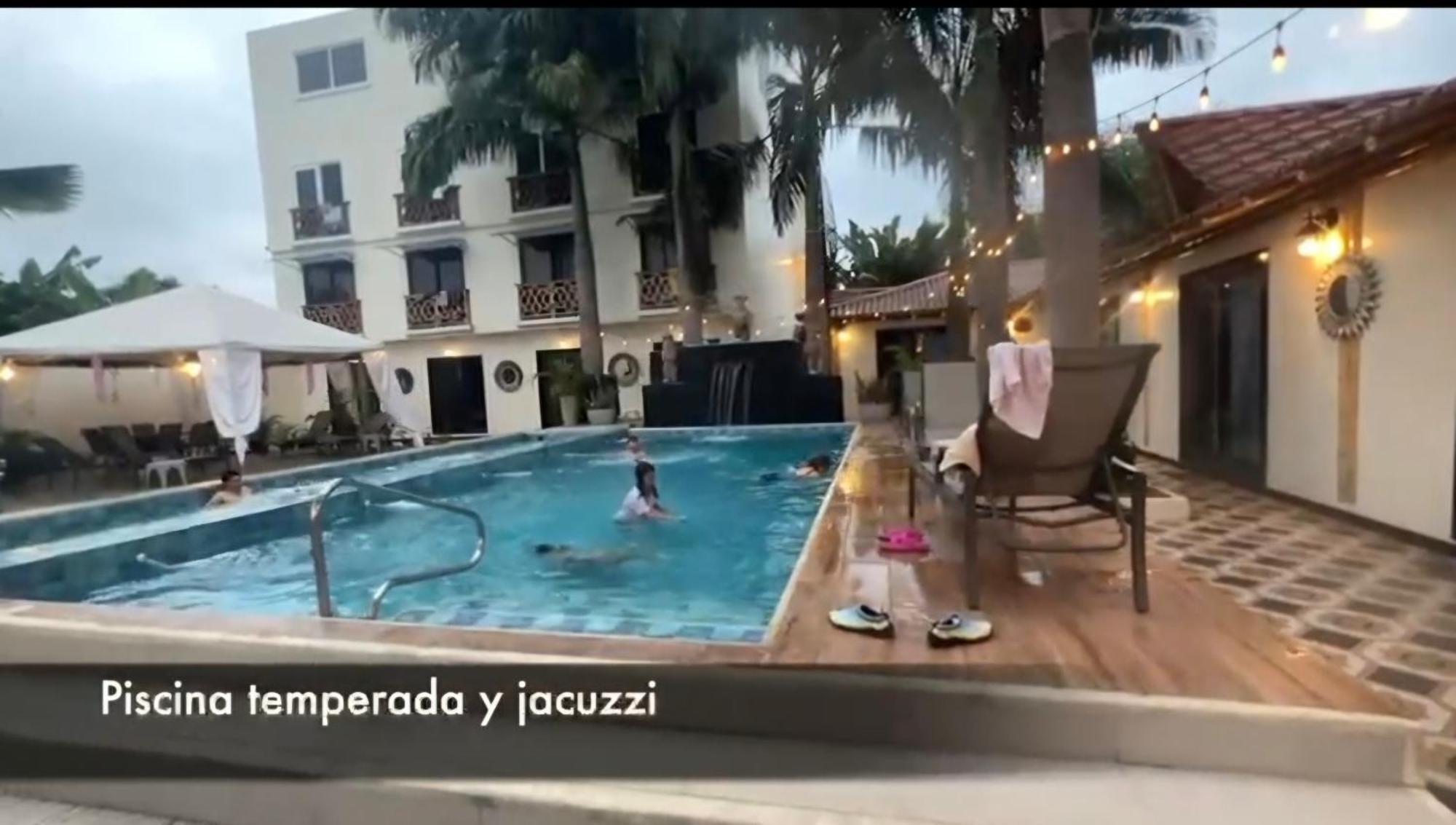 Hotel Berlin International Puerto López Kültér fotó