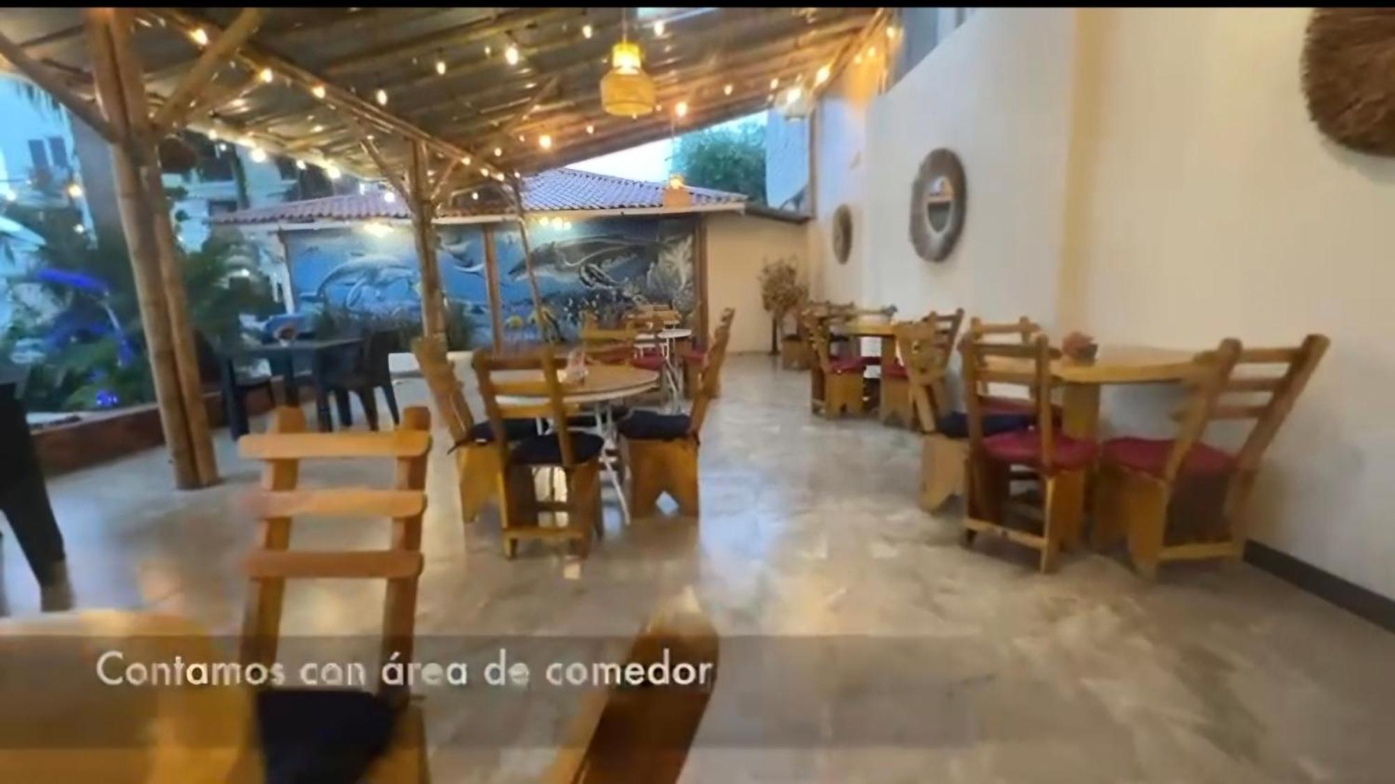 Hotel Berlin International Puerto López Kültér fotó
