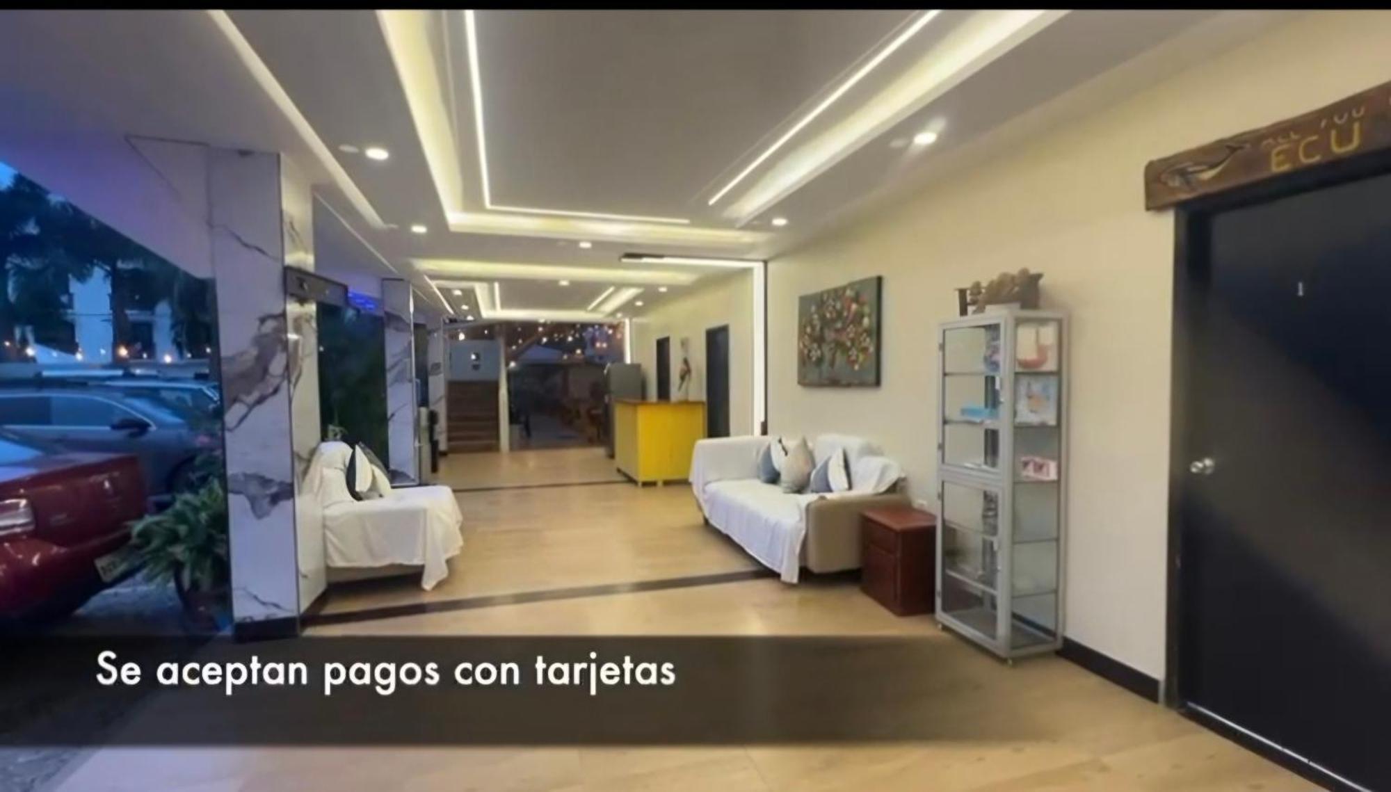 Hotel Berlin International Puerto López Kültér fotó