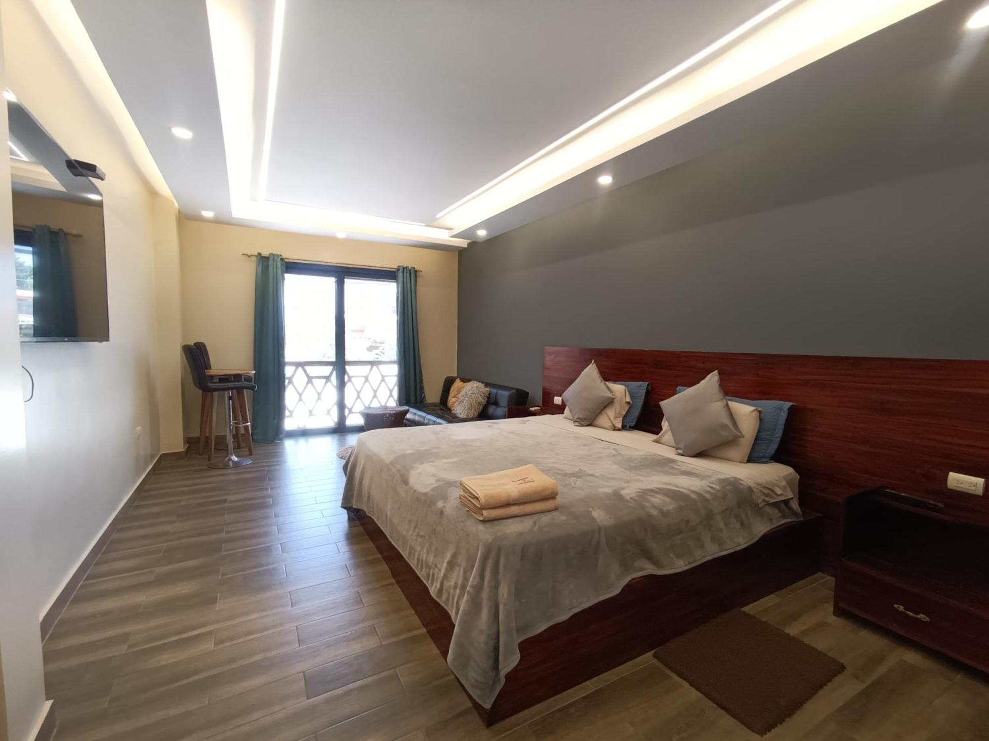 Hotel Berlin International Puerto López Kültér fotó